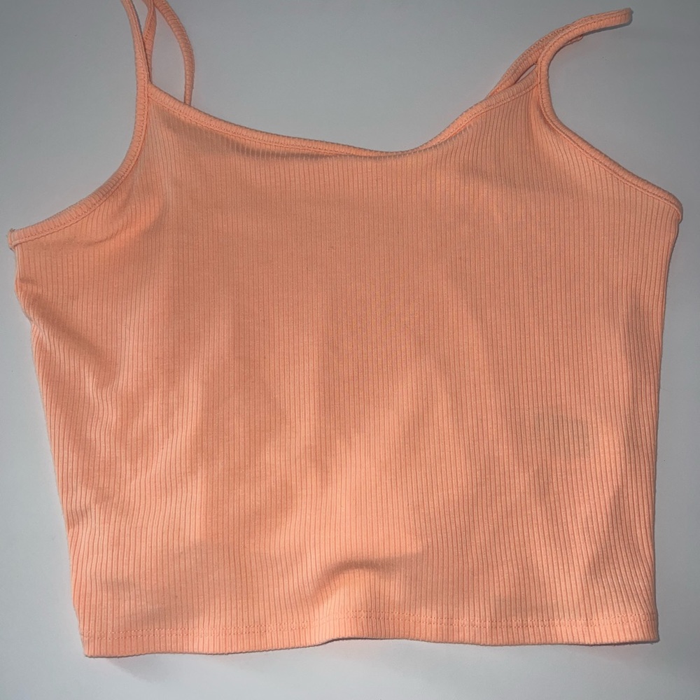 Peach size medium tank from American eagle